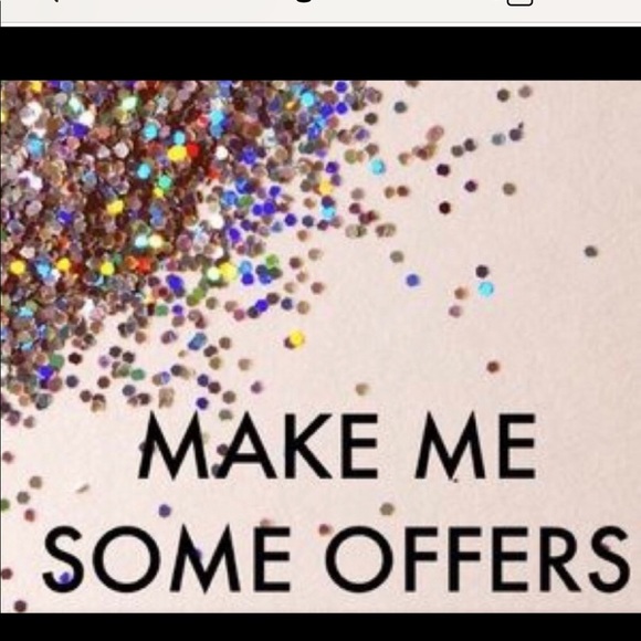 Meet your Posher, Julissa - Picture 2 of 2